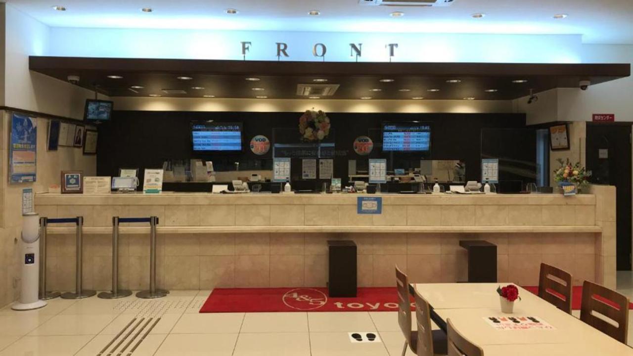 Toyoko Inn Osaka Itami Airport Toyonaka Esterno foto
